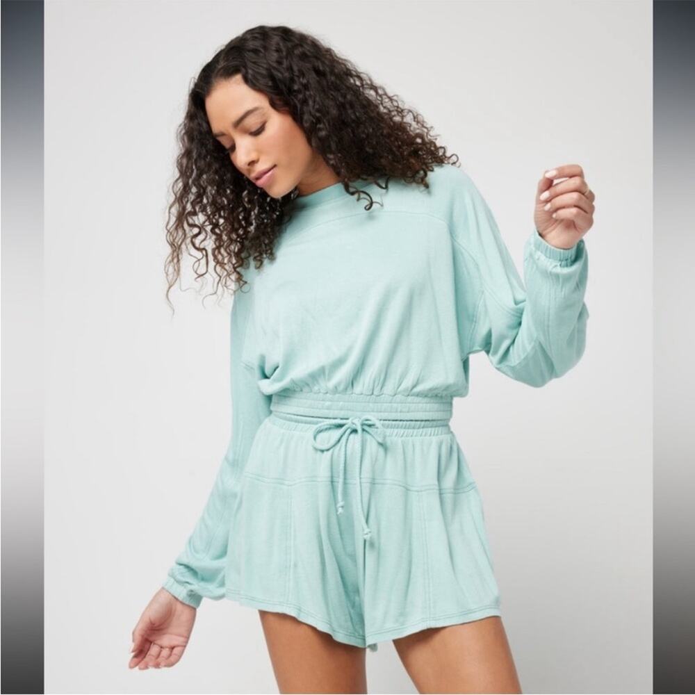 NEW L*SPACE day tripper pullover in pool XS - Picture 3 of 5